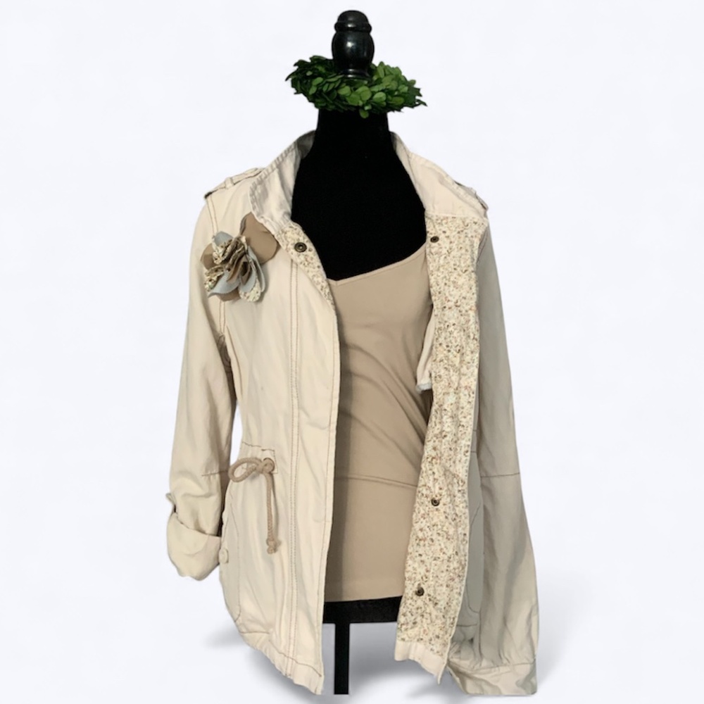 Anthropologie Daughters of the Liberation Tan Anorak Utility Jacket SZ 10 - Picture 5 of 15